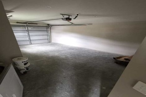 Photo of property in 2 Mandel Mews, Waiwhetu, Lower Hutt, 5010