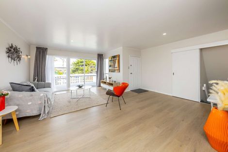 Photo of property in 8 Lympne Lane, Mangere, Auckland, 2022