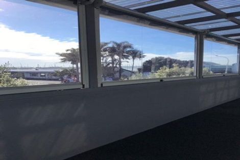 Photo of property in 11m Clearwater Cove, West Harbour, Auckland, 0618