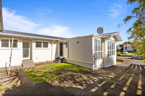 Photo of property in 8 Oleander Place, Bell Block, New Plymouth, 4312