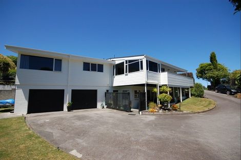 Photo of property in 12 Hilden Place, Hilltop, Taupo, 3330