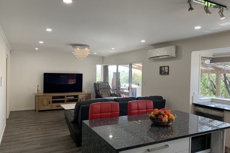 Photo of property in 11 Summermist Drive, Northpark, Auckland, 2013