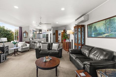 Photo of property in 46a Durham Drive, Havelock North, 4130