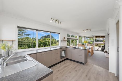 Photo of property in 65 Sandstone Road, Whitford, Manurewa, 2576