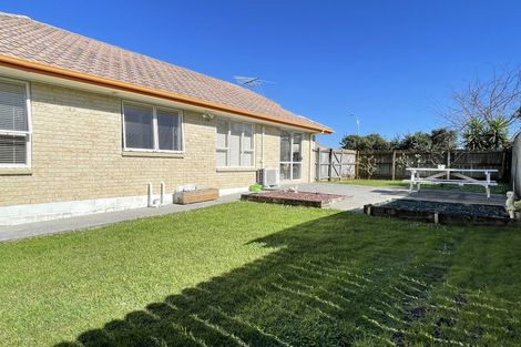 Photo of property in 41 Fernbrook Close, Burswood, Auckland, 2013