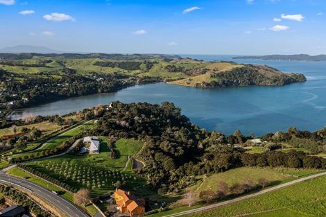 Photo of property in 220 Whitmore Road, Tawharanui Peninsula, Warkworth, 0986