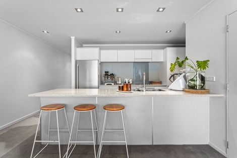 Photo of property in Quayside Apartments, 110/11 George Street, Whakatane, 3120