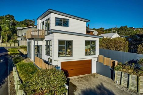 Photo of property in 10 Pukerua Beach Road, Pukerua Bay, 5026