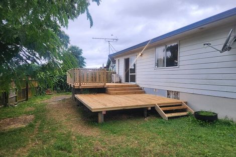 Photo of property in 1/5 Myna Place, Weymouth, Auckland, 2103
