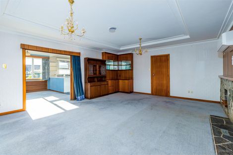 Photo of property in 1 Cashel Street, Waimate, 7924