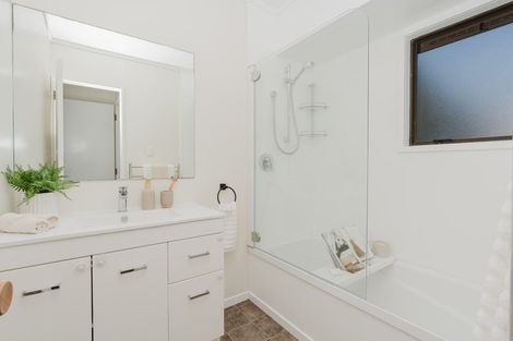 Photo of property in 6 Bartholomew Drive, Nawton, Hamilton, 3200