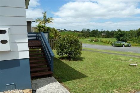 Photo of property in 11 Bellbird Avenue, Onerahi, Whangarei, 0110