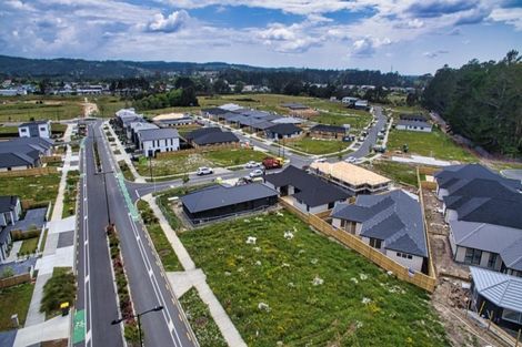 Photo of property in 103 Schoolside Road, Kumeu, 0810