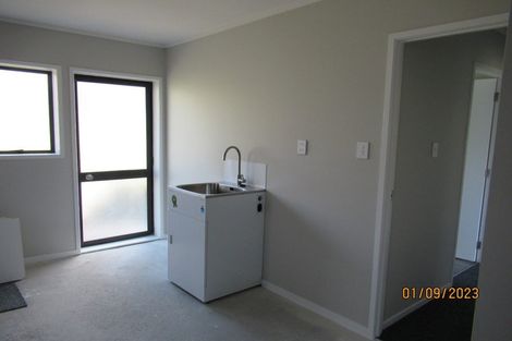 Photo of property in 10 Ebony Place, Massey, Auckland, 0614