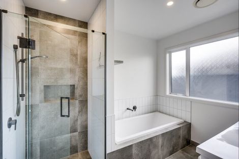 Photo of property in 12 Hikawera Drive, Frimley, Hastings, 4120