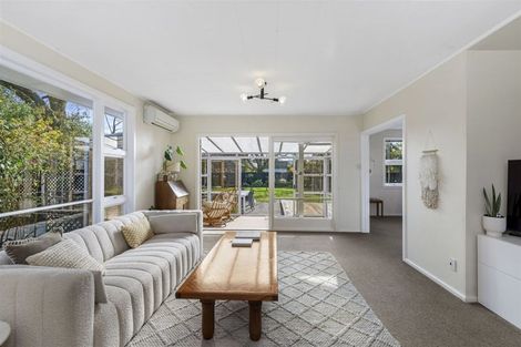 Photo of property in 196 Cashmere Road, Hoon Hay, Christchurch, 8025