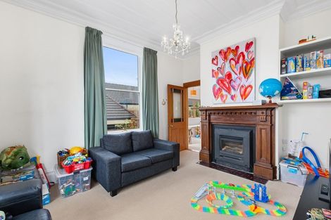 Photo of property in 9 Farquharson Street, Opoho, Dunedin, 9010