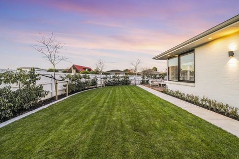 Photo of property in 23 Birkenhead Street, Avonhead, Christchurch, 8042