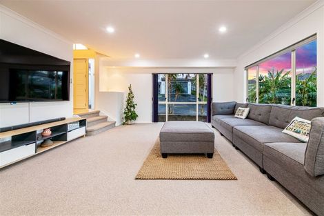 Photo of property in 23 Virginia Street, Henderson, Auckland, 0612