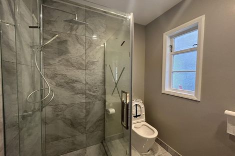 Photo of property in 19 Beauchamp Street, Tawa, Wellington, 5028