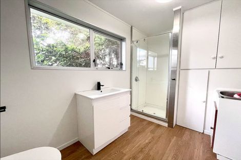 Photo of property in 19 Morriggia Place, Bayview, Auckland, 0629