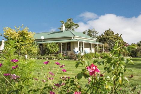 Photo of property in 202 Waitohu Valley Road, Otaki, 5583