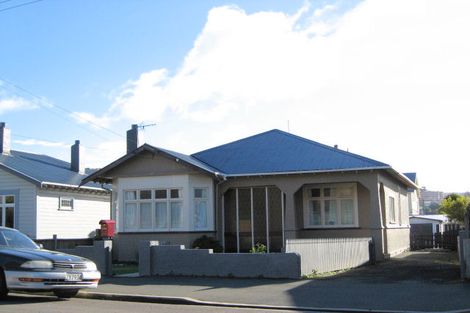 Photo of property in 174 Victoria Road, Saint Clair, Dunedin, 9012