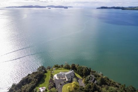 Photo of property in 30 Puriri Place, Sandspit, Warkworth, 0982