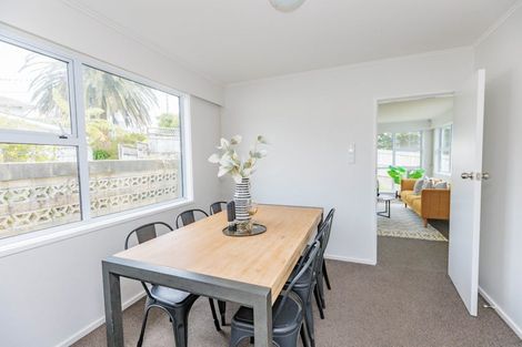 Photo of property in 14 Angell Street, Johnsonville, Wellington, 6037
