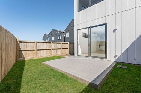 Photo of property in 27 Porowha Road, Westgate, Auckland, 0814