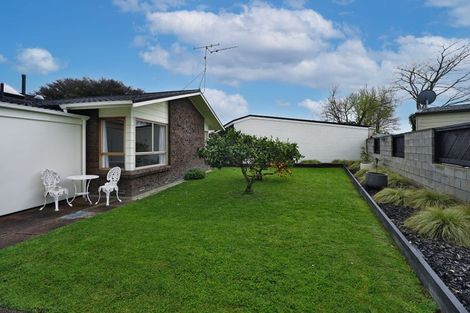 Photo of property in 6 Norma Place, Riverlea, Hamilton, 3216