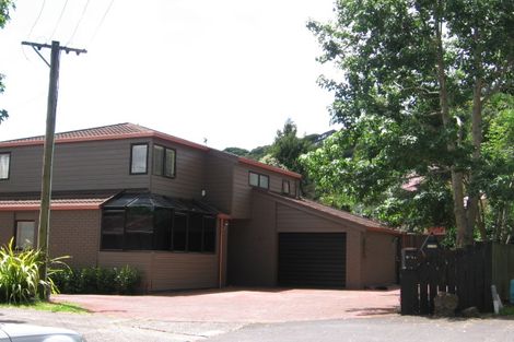 Photo of property in 2a Queensway, Three Kings, Auckland, 1024