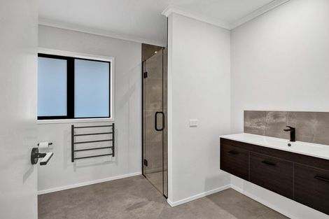 Photo of property in 30a Hunter Street, Hawera, 4610