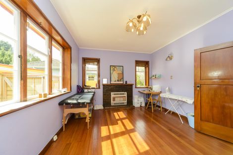 Photo of property in 121 Savage Crescent, West End, Palmerston North, 4412