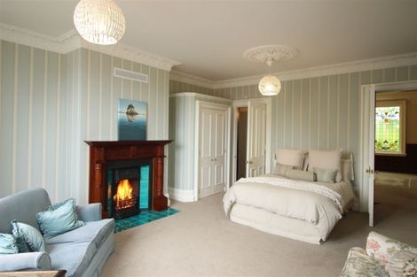 Photo of property in Chilcombe Homestead, 4 Medbury Terrace, Fendalton, Christchurch, 8041