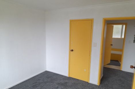 Photo of property in 3/3 Etherton Drive, Weymouth, Auckland, 2103