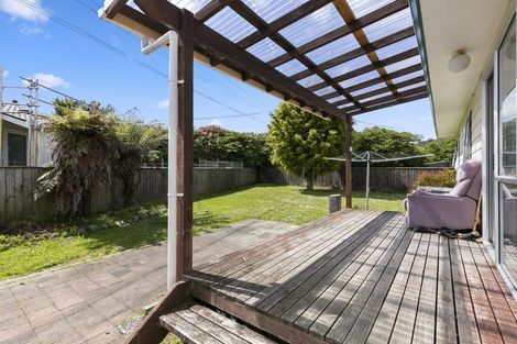 Photo of property in 2/3 Hewer Crescent, Naenae, Lower Hutt, 5011