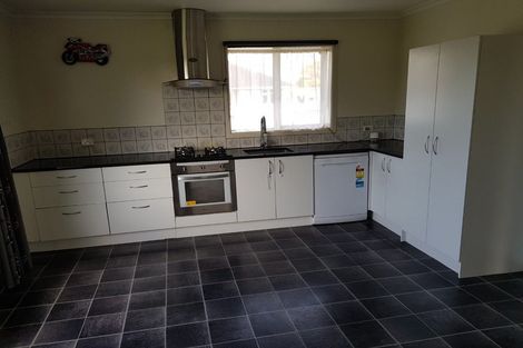 Photo of property in 9 Pembroke Street, Avondale, Christchurch, 8061