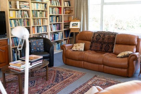 Photo of property in 39 Grey Street, Martinborough, 5711