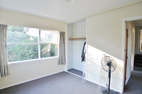 Photo of property in 15 Woodcote Drive, Glenfield, Auckland, 0629