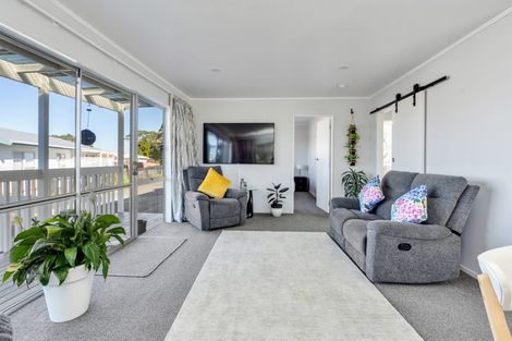 Photo of property in 3b Panorama Drive, Parahaki, Whangarei, 0112