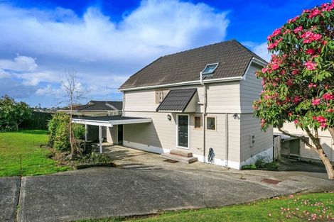 Photo of property in 1/29 Marcel Place, Glenfield, Auckland, 0629