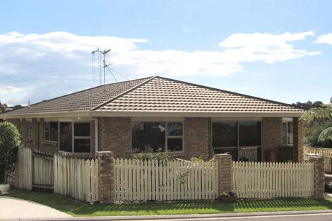 Photo of property in 3 Pampas Grove, Welcome Bay, Tauranga, 3112