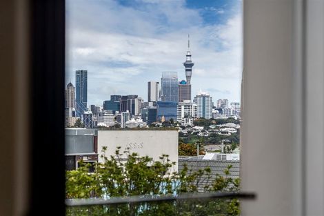 Photo of property in 6/14 Williamson Avenue, Belmont, Auckland, 0622