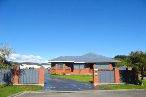 Photo of property in 25 Westvale Drive, Greymouth, 7805