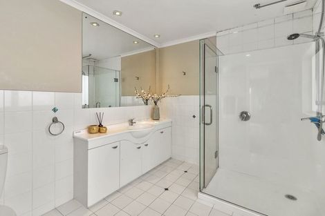 Photo of property in 65 Seacliffe Avenue, Belmont, Auckland, 0622