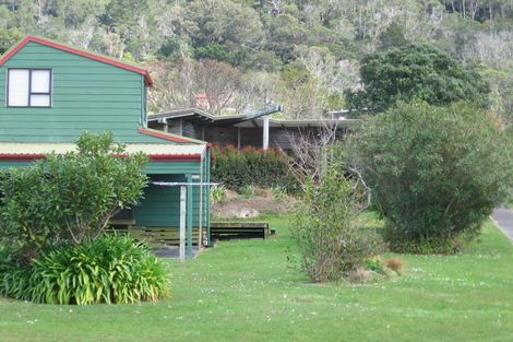 Photo of property in 66b Hahei Beach Road, Hahei, Whitianga, 3591