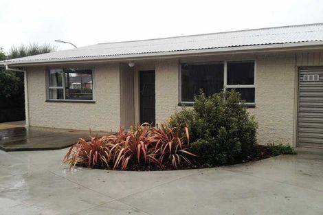 Photo of property in 1/28 Guinness Crescent, Ilam, Christchurch, 8041