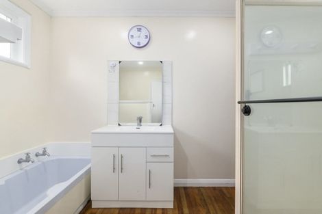 Photo of property in 5 Clarke Avenue, Highbury, Palmerston North, 4412