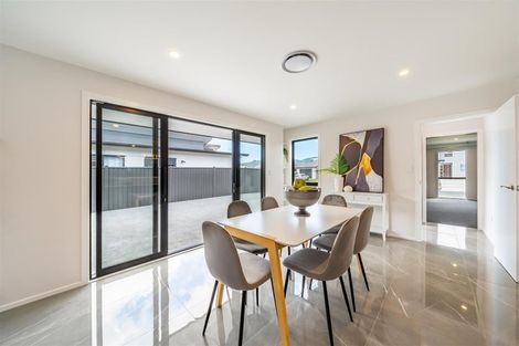 Photo of property in 29 Castletown Street, Wallaceville, Upper Hutt, 5018